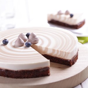 Zebra_dort_Panna_cotta_Double_Choc_Cake_Naplnovy_krem_liskoorechovy.jpg