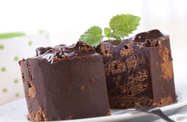 ChocNut cake (ganáž)