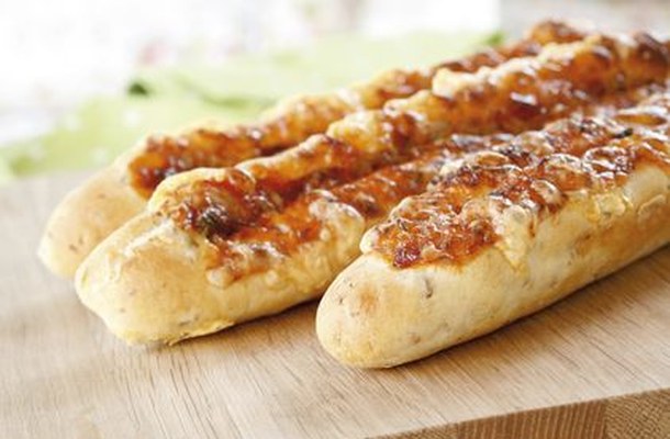 Pikantní pečivo (Mr. Korn Onion Garlic)