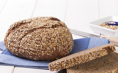Lněný chléb (Lactokorn)