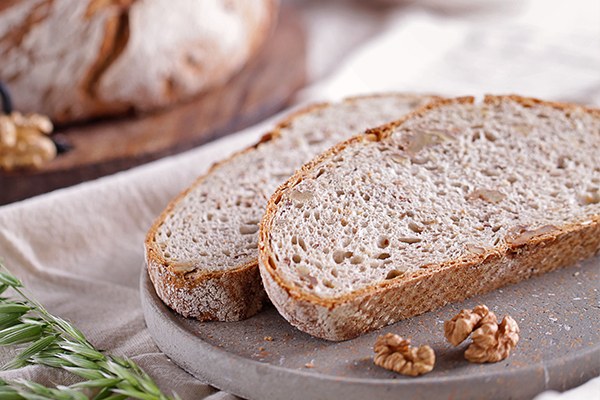 Ovesný chléb s ořechy