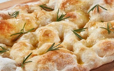 Foccacia s rozmarýnem